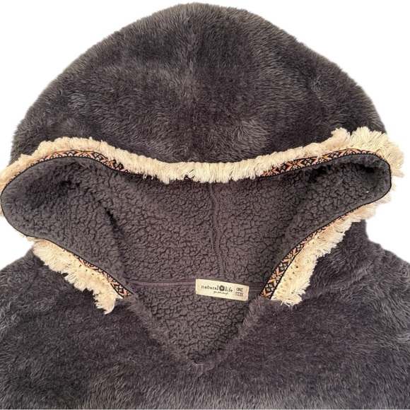 Natural Life Oversized Charcoal Blanket Hoodie- One Size - Picture 5 of 10